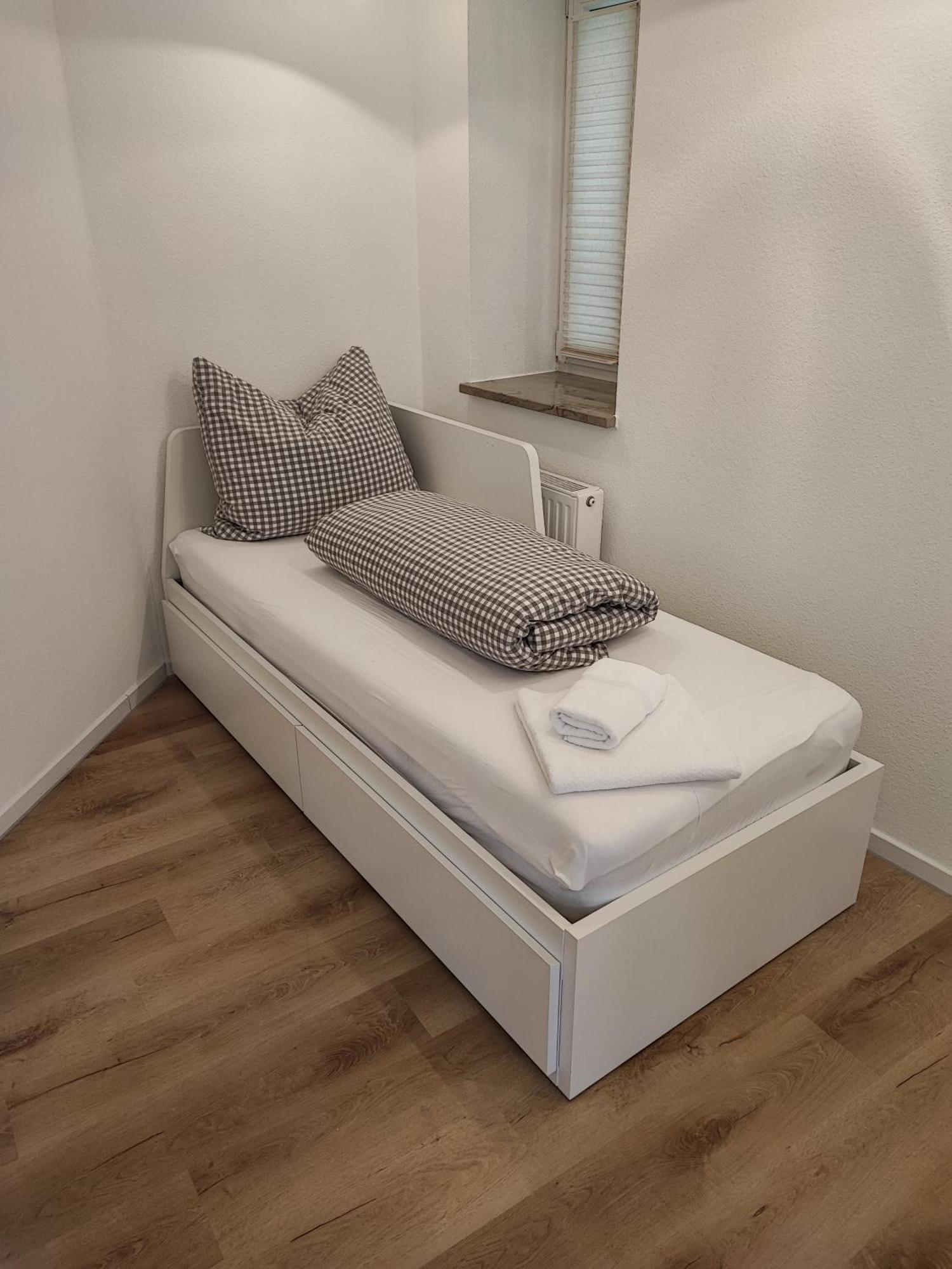 Fewo Planer Altstadtwohnung Mit Terrasse & Parkplatz Memmingen Exterior foto